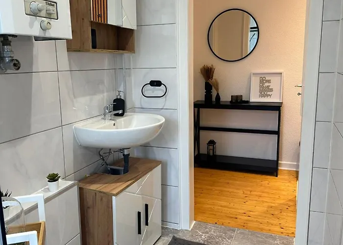 55qm, Netflix, Prime